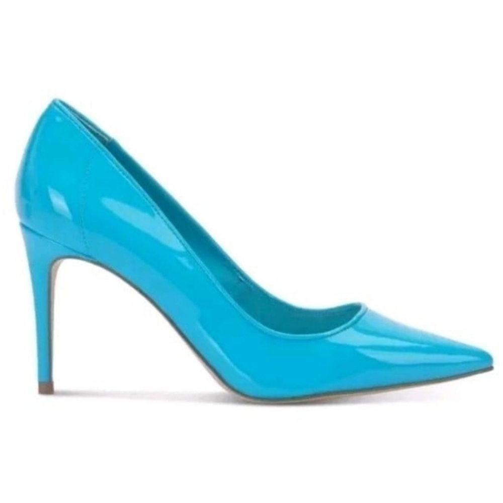 Jessica Simpson Women's Setria Pointed-Toe Slip-On Pumps